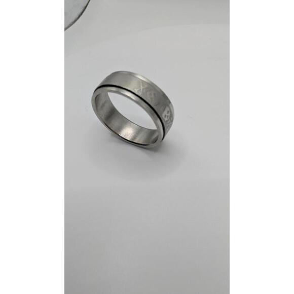 Men's Stainless Steel Skull and Crossbones Ring Size 12 - Picture 5 of 5